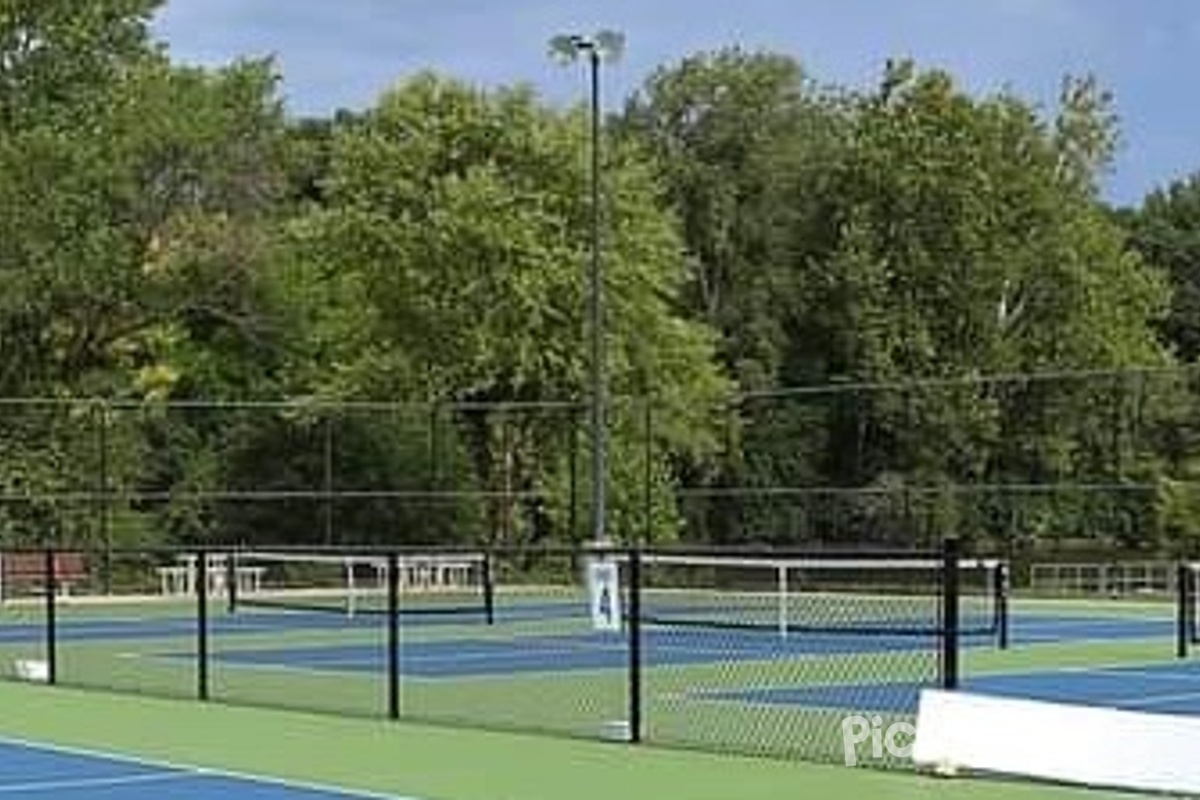 Photo of Pickleball at Shadyside Lake